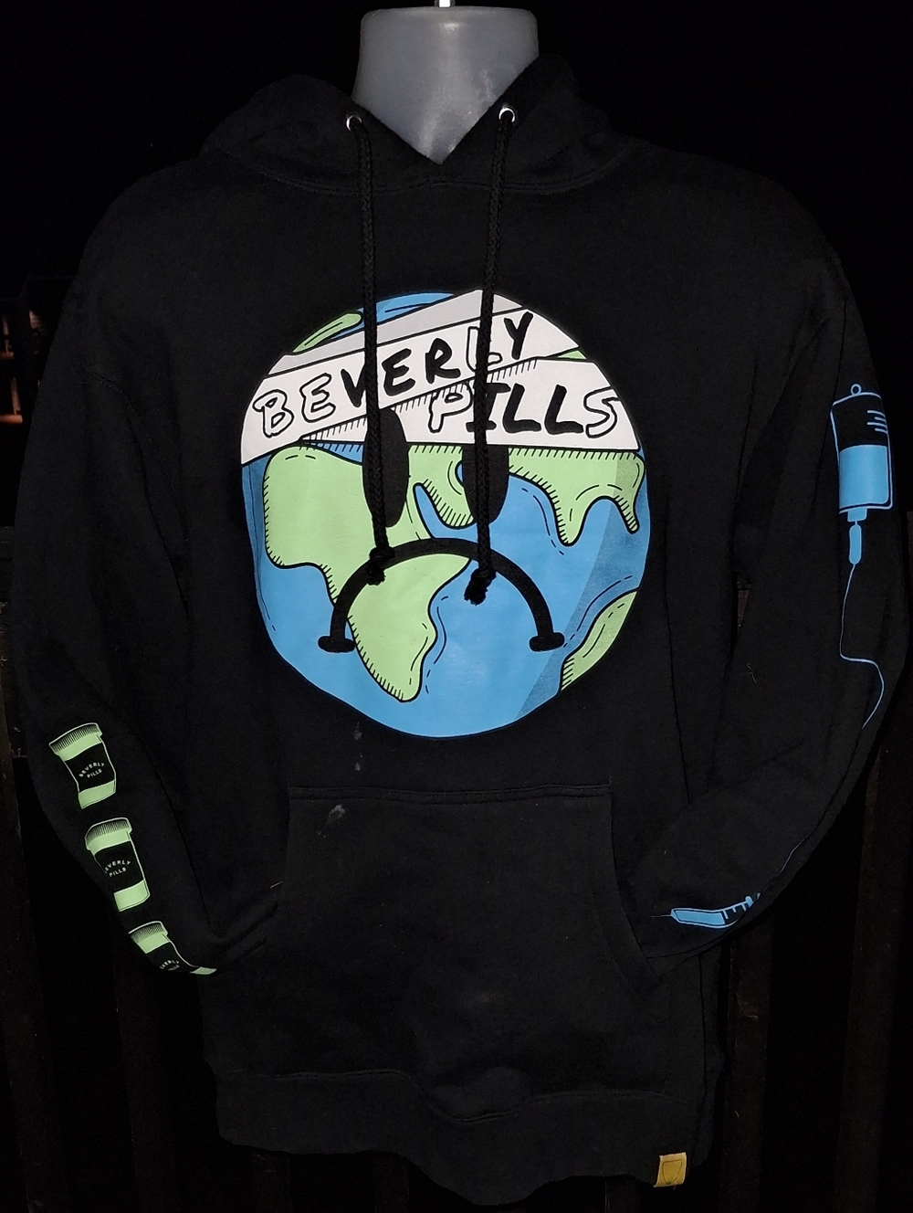 NWOT Berverly Pills This Is A Sick World We Live In Hoodie Size Med